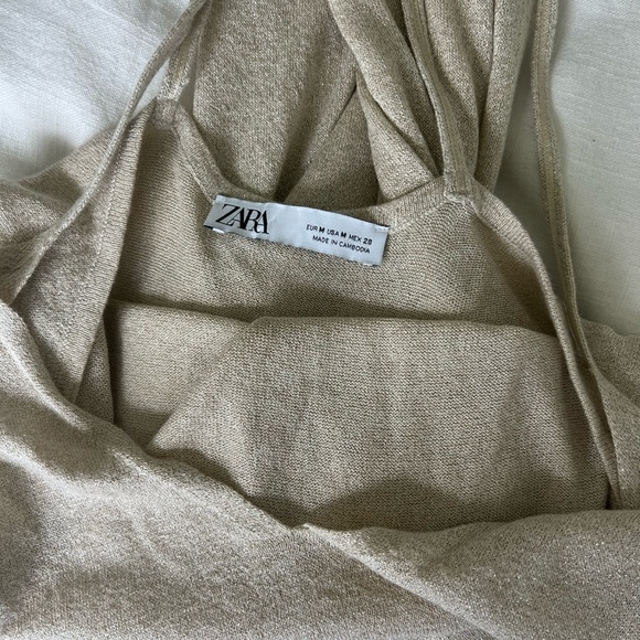 Zara Cream Sleeveless V-Neck Gown - Picture 3 of 3